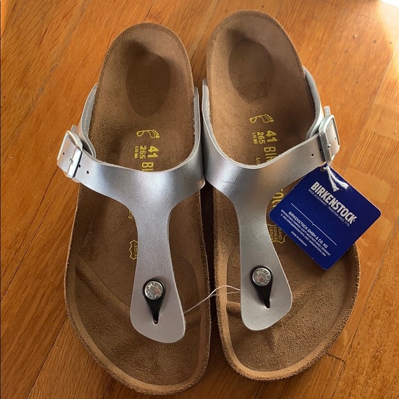 Birkenstock Shoes - NWT Birkenstock Gizeh Sandals